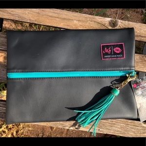 Medium makeup junkie bag